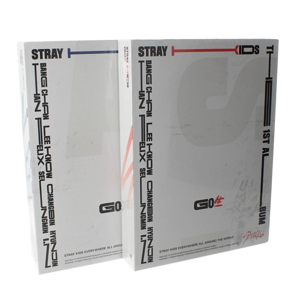 Stray Kids - 1st Album (Go life). Random version